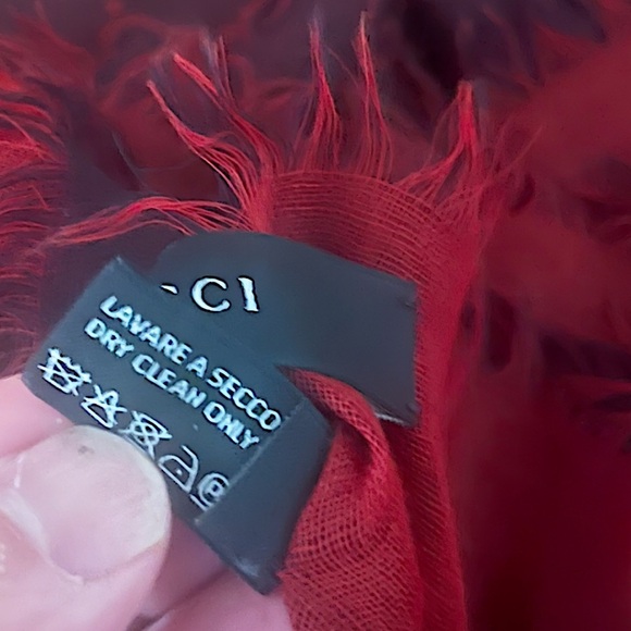 Authentic Gucci Tom Ford Monogram GG Double Sided Red & Purple Long Scarf - Picture 11 of 11